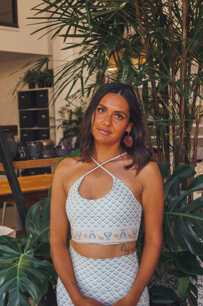 Crop - Lotus Larimar