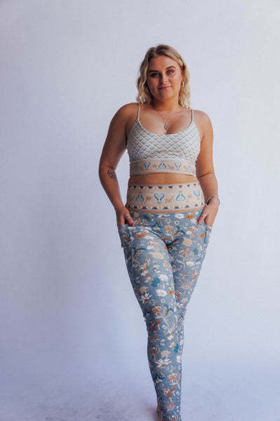 Crop - Lotus Larimar