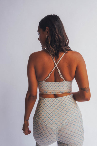 Crop - Lotus Larimar