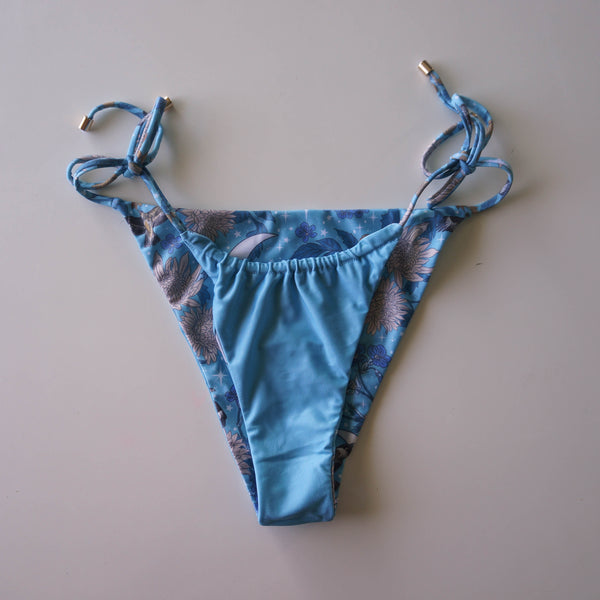 Diamond Skies Ocean Ladies Tie Side Bottom