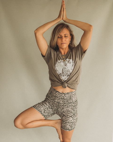 Inwards Tee - Latte