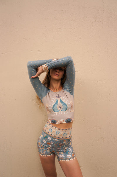 Long Sleeve Crop - Lotus Larimar